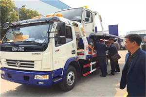 舞钢汽车道路救援拖车价格